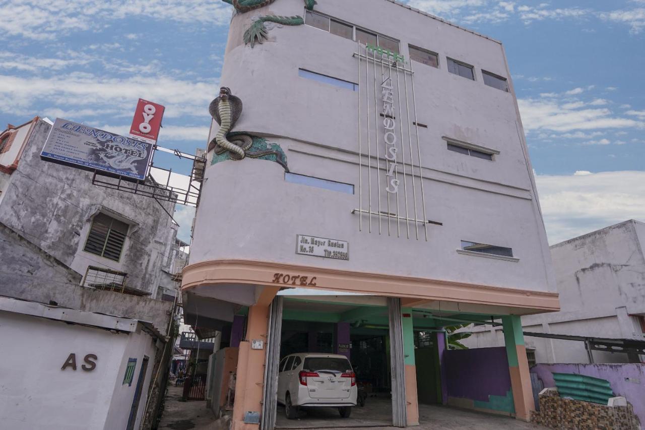 Oyo 1495 Hotel Lendosis パレンバン エクステリア 写真
