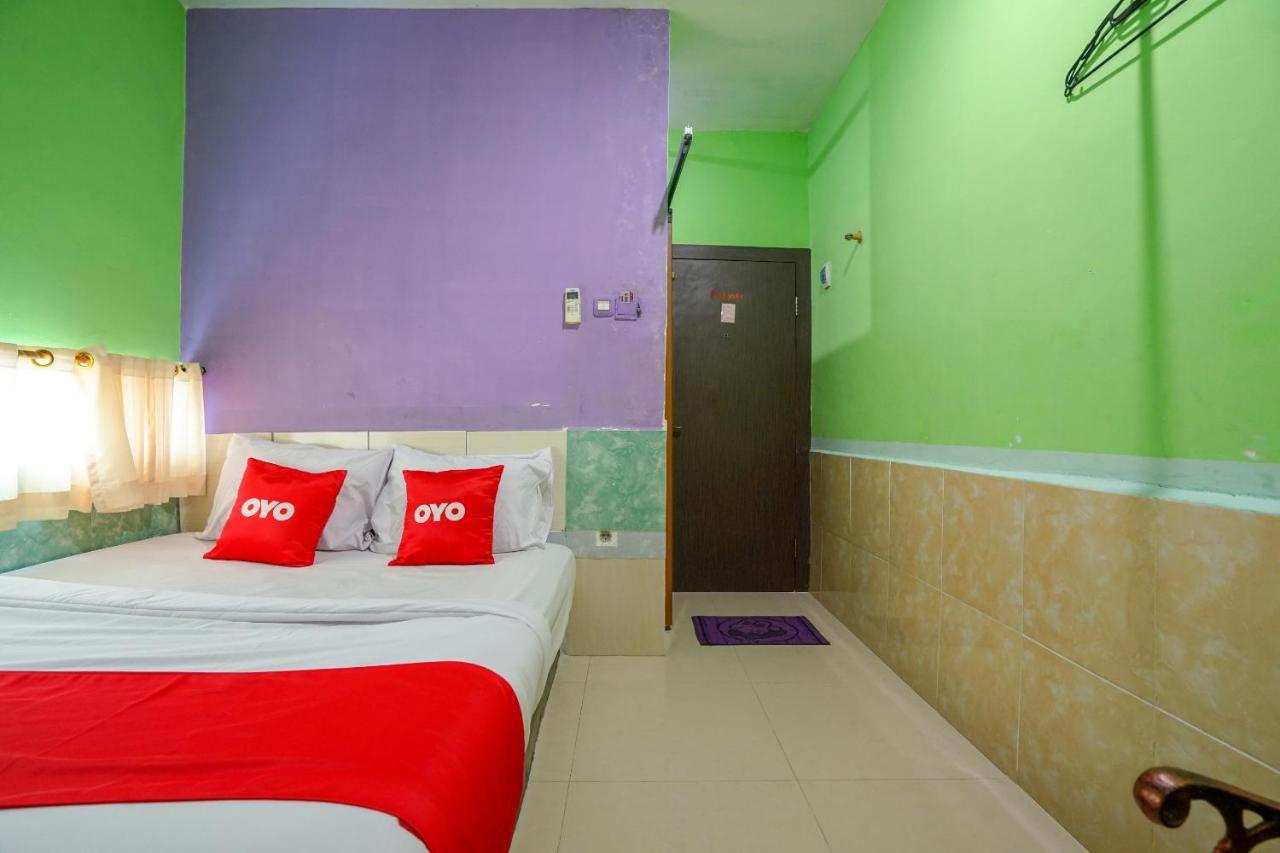 Oyo 1495 Hotel Lendosis パレンバン エクステリア 写真